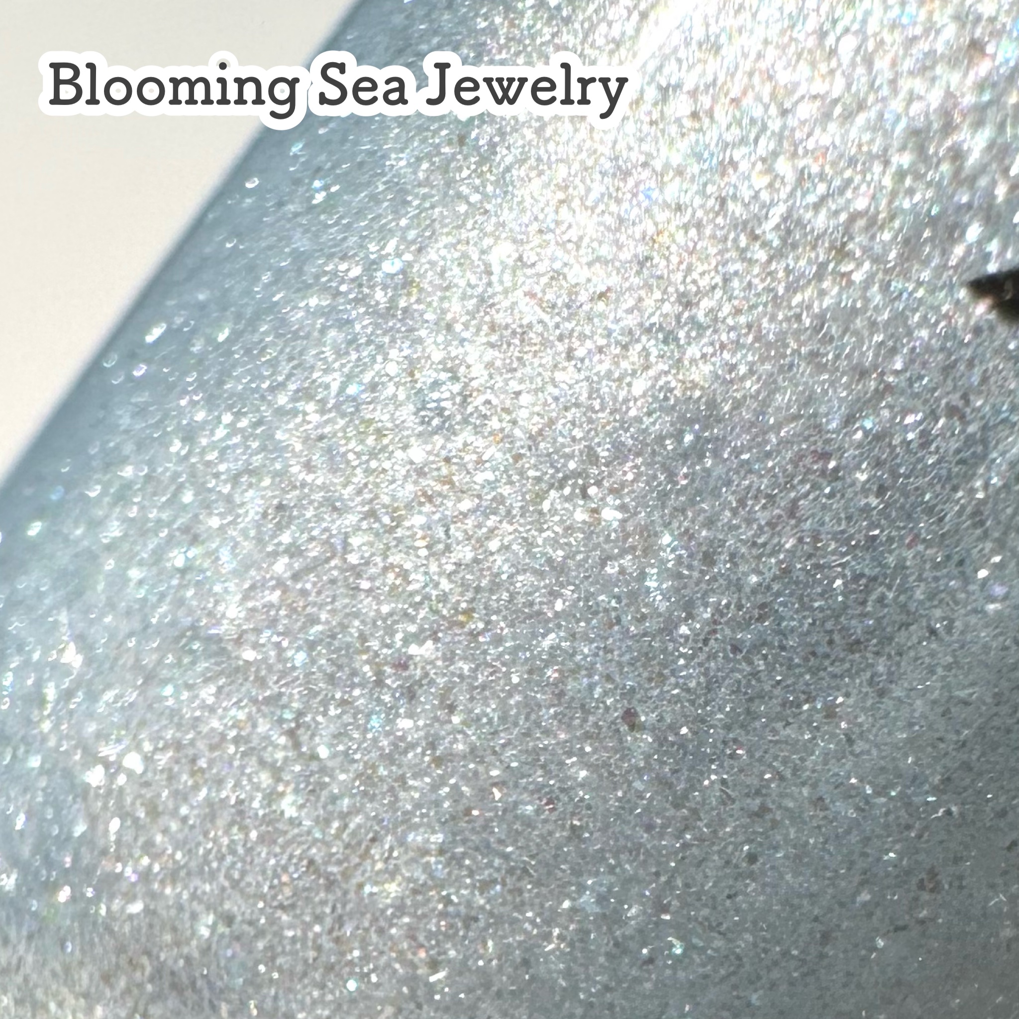 フェアリージュエルアイグリッター Blooming Sea Jewelry /Milk Touch/グリッターを使ったクチコミ（3枚目）