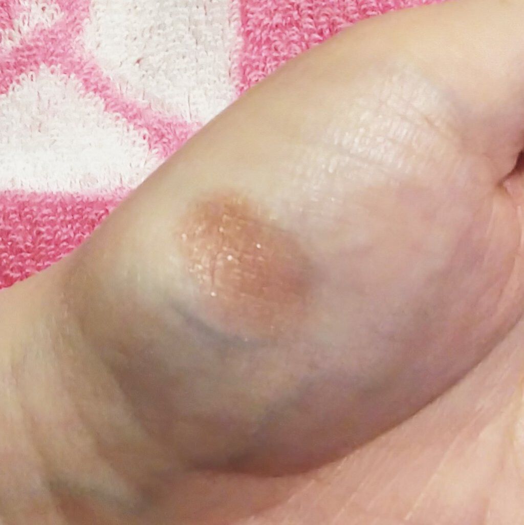 マージングカラーアイズ EX01 Brownie Cake/LUNASOL/単色アイシャドウを使ったクチコミ（3枚目）