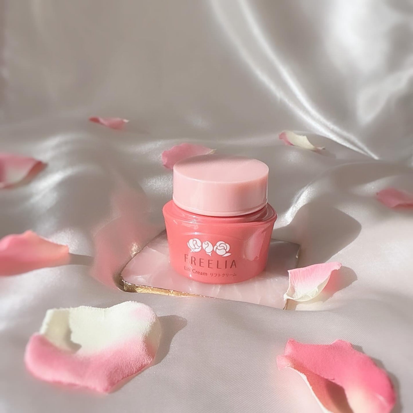 フリーリア リフトクリーム/コープ/フェイスクリームを使ったクチコミ(5枚目)