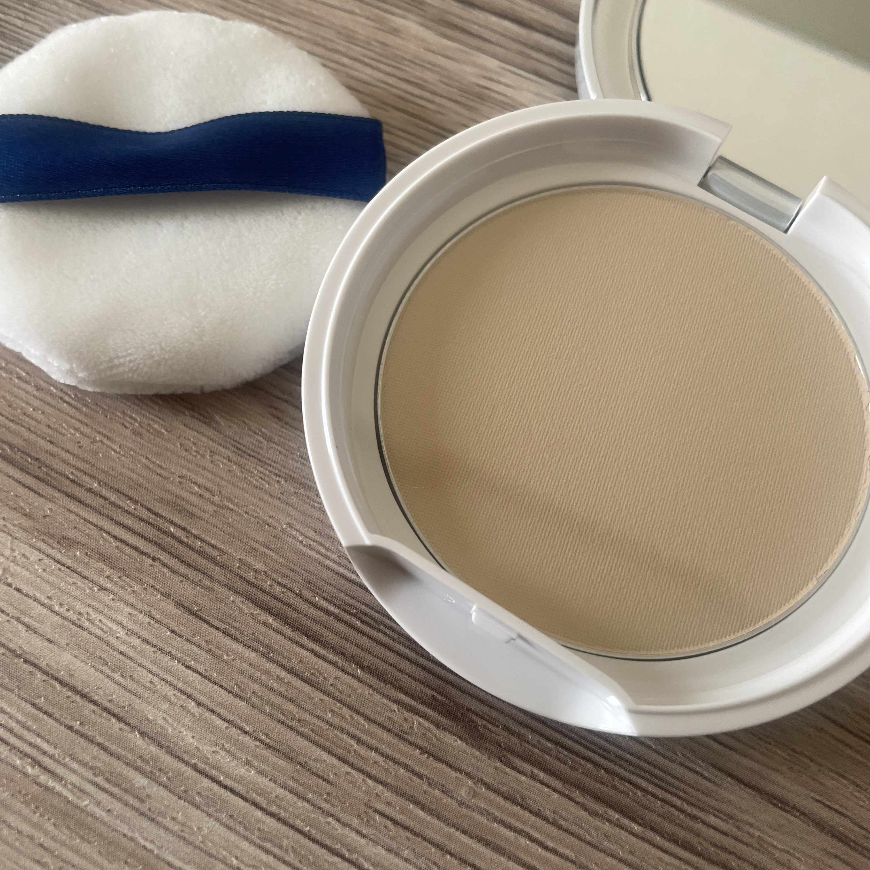 トランシーノ薬用ＵＶパウダーＥＸ/トランシーノ/日焼け止めパウダーを使ったクチコミ（2枚目）