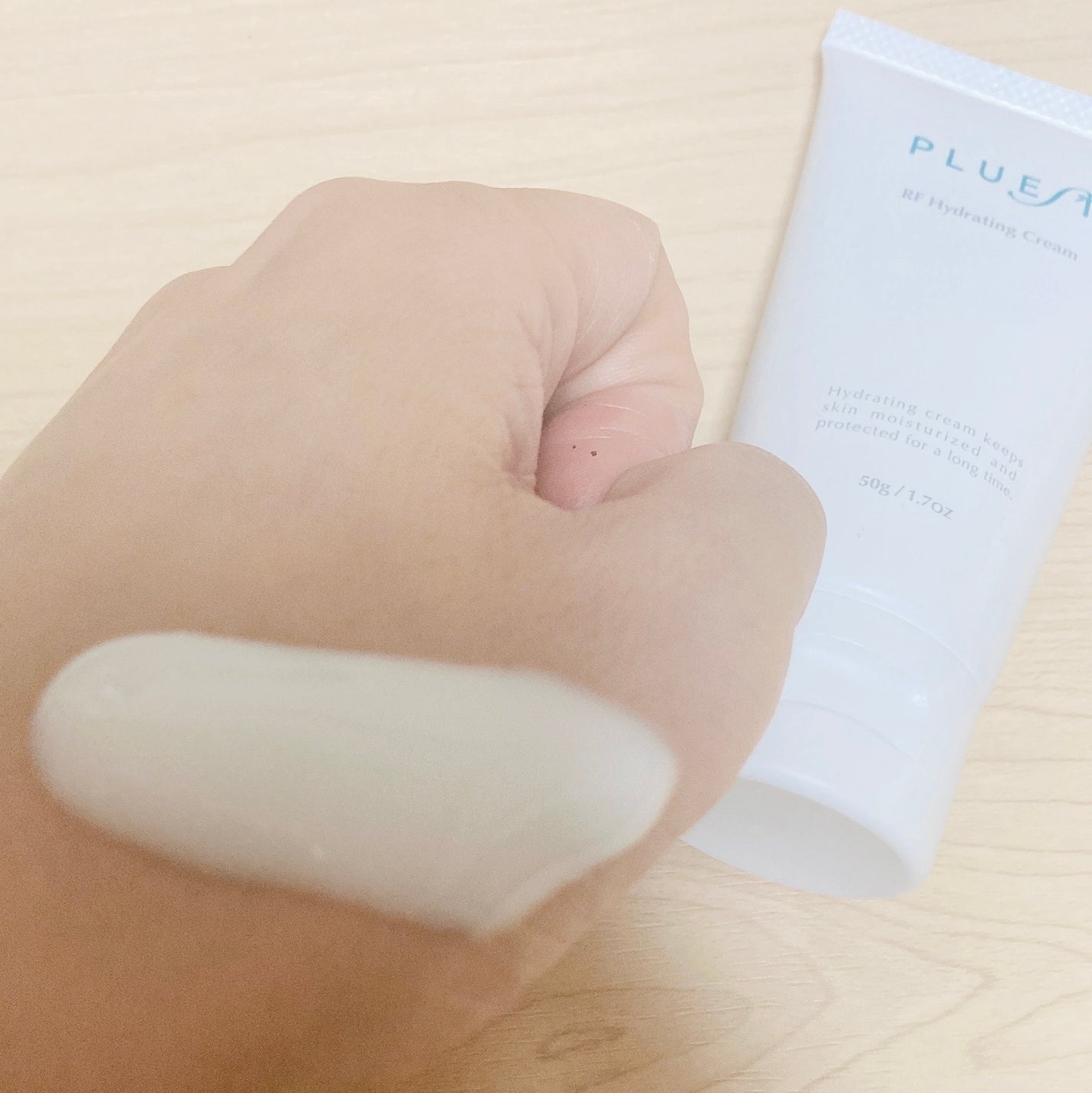 RF ハイドレーティングクリーム/PLUEST/フェイスクリームを使ったクチコミ(2枚目)