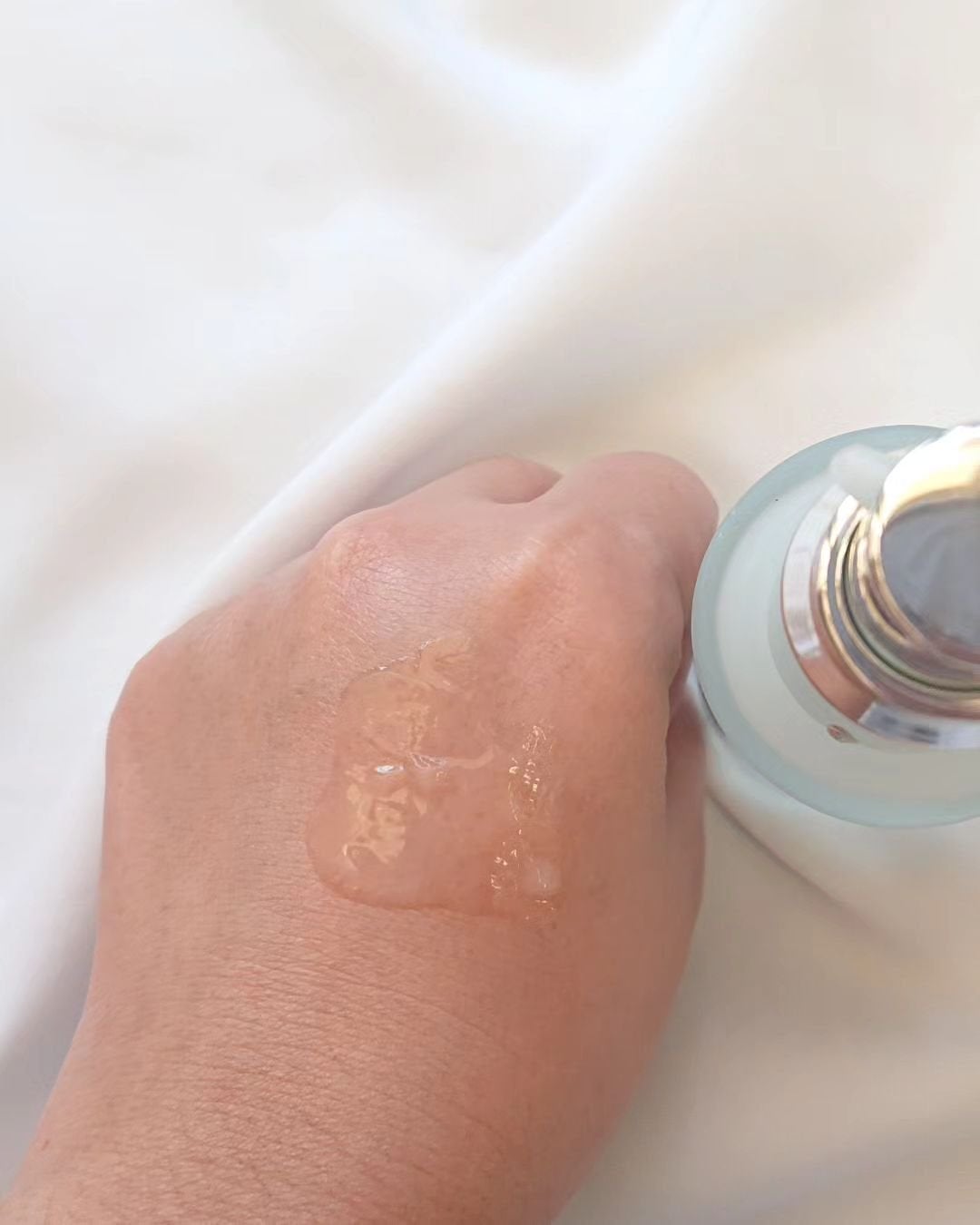 エッセンシャル アクアセラム/ロベクチン/美容液を使ったクチコミ(4枚目)