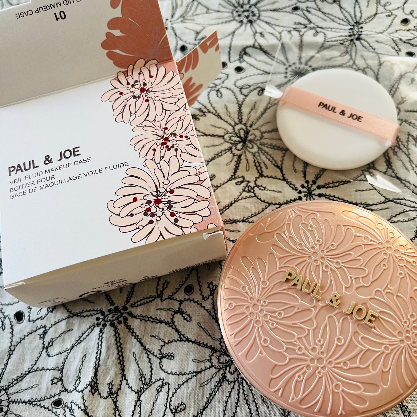 シースルー ヴェール コンパクト/PAUL & JOE BEAUTE/ファンデーションを使ったクチコミ(2枚目)