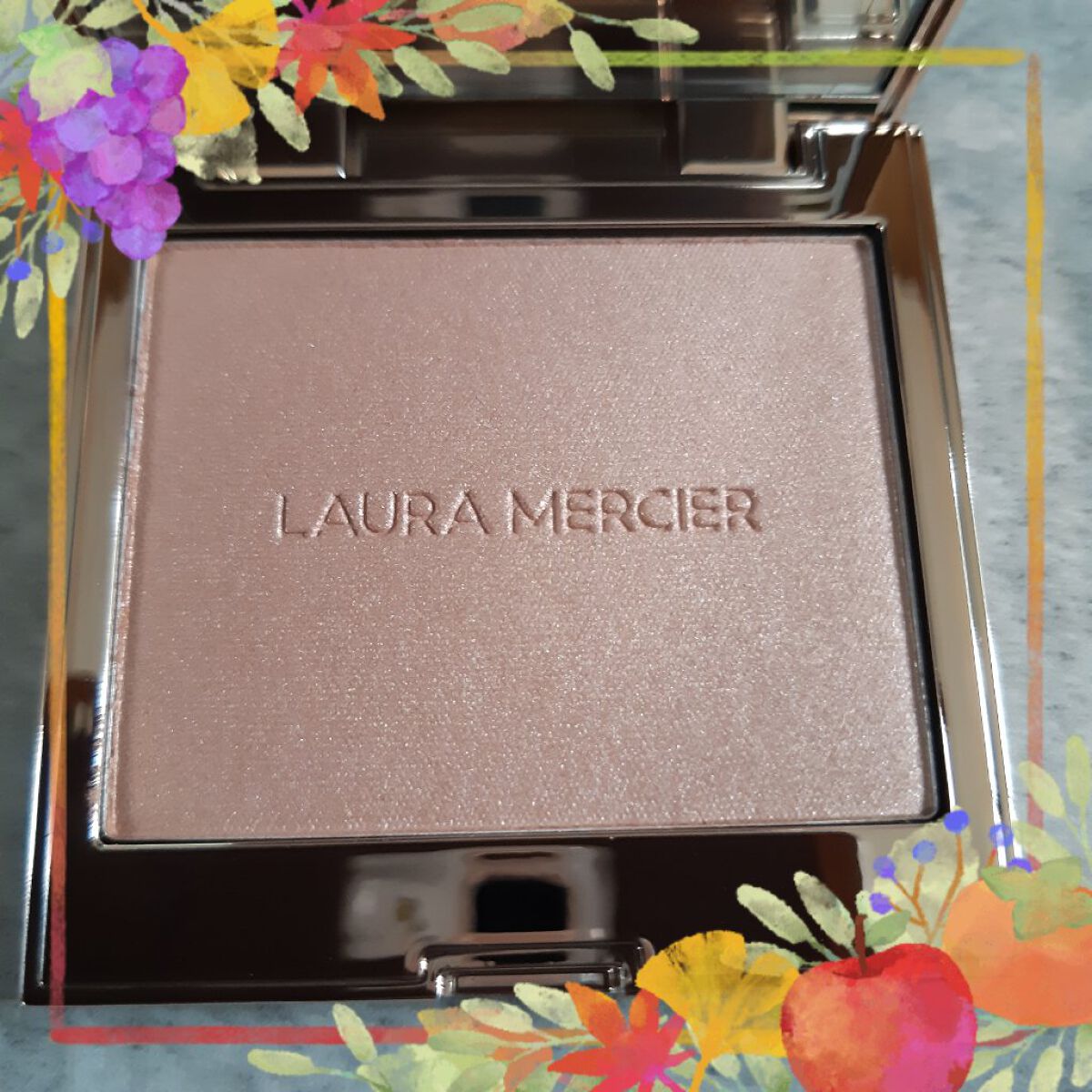 ローズグロウ イルミネーター /ローラ メルシエ/プレストパウダーを使ったクチコミ(1枚目)