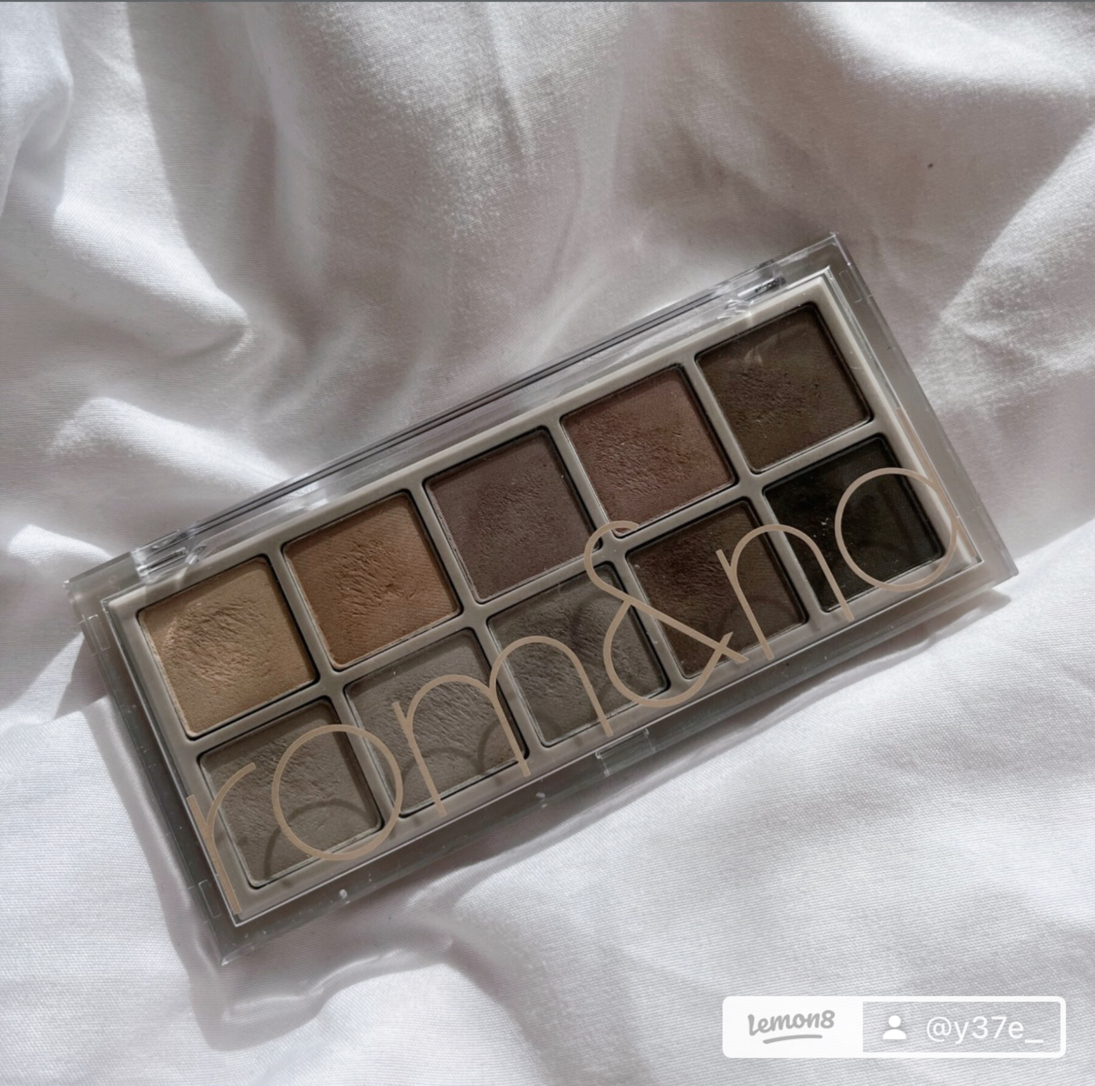 ベターザンパレット 04 ダスティフォグガーデン(DUSTY FOG GARDEN)/rom&nd/アイシャドウパレットを使ったクチコミ（2枚目）