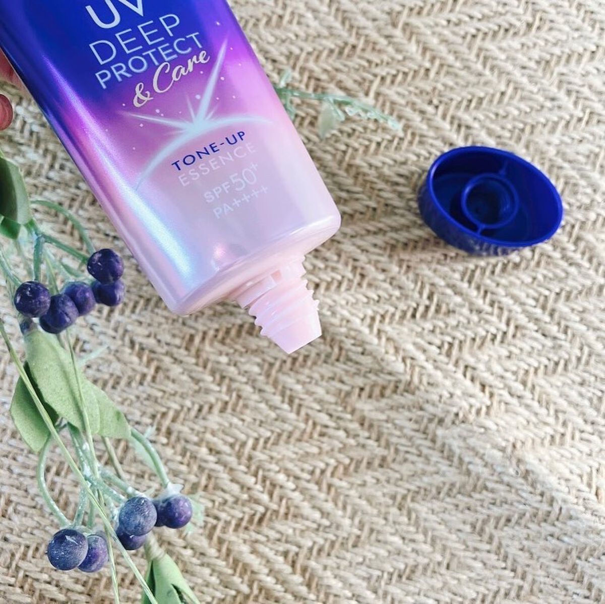 ニベアUV ディープ プロテクト&ケア トーンアップ エッセンス/ニベア/日焼け止めローションを使ったクチコミ(2枚目)