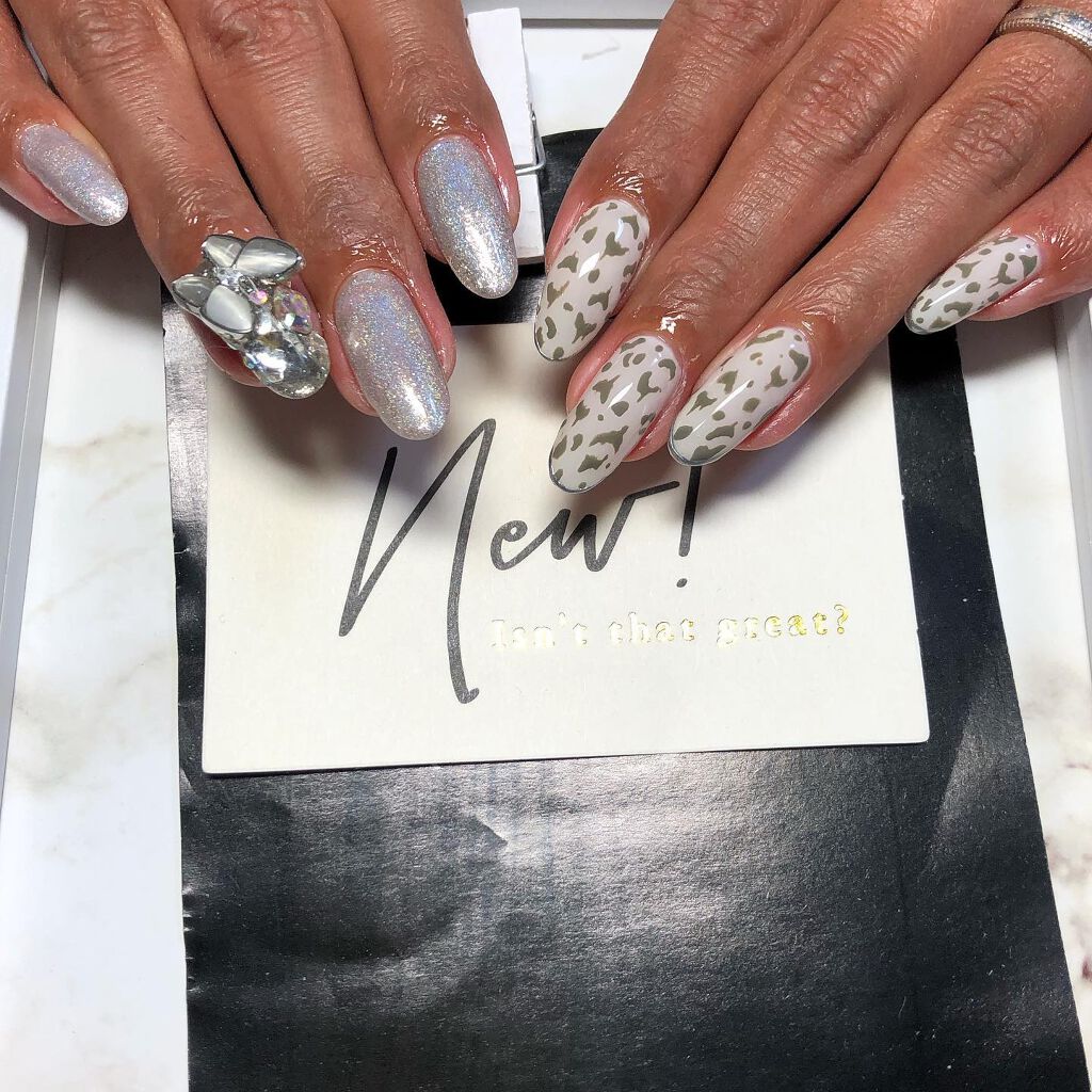 cst on LIPS 「年中使えるレオパード🐆❤️特に秋は凄く出るデザイン‼︎どんなレ..」(2枚目)