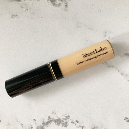 モイストラボ エッセンス薬用美白コンシーラー/Moist Labo/リキッドコンシーラーを使ったクチコミ(1枚目)