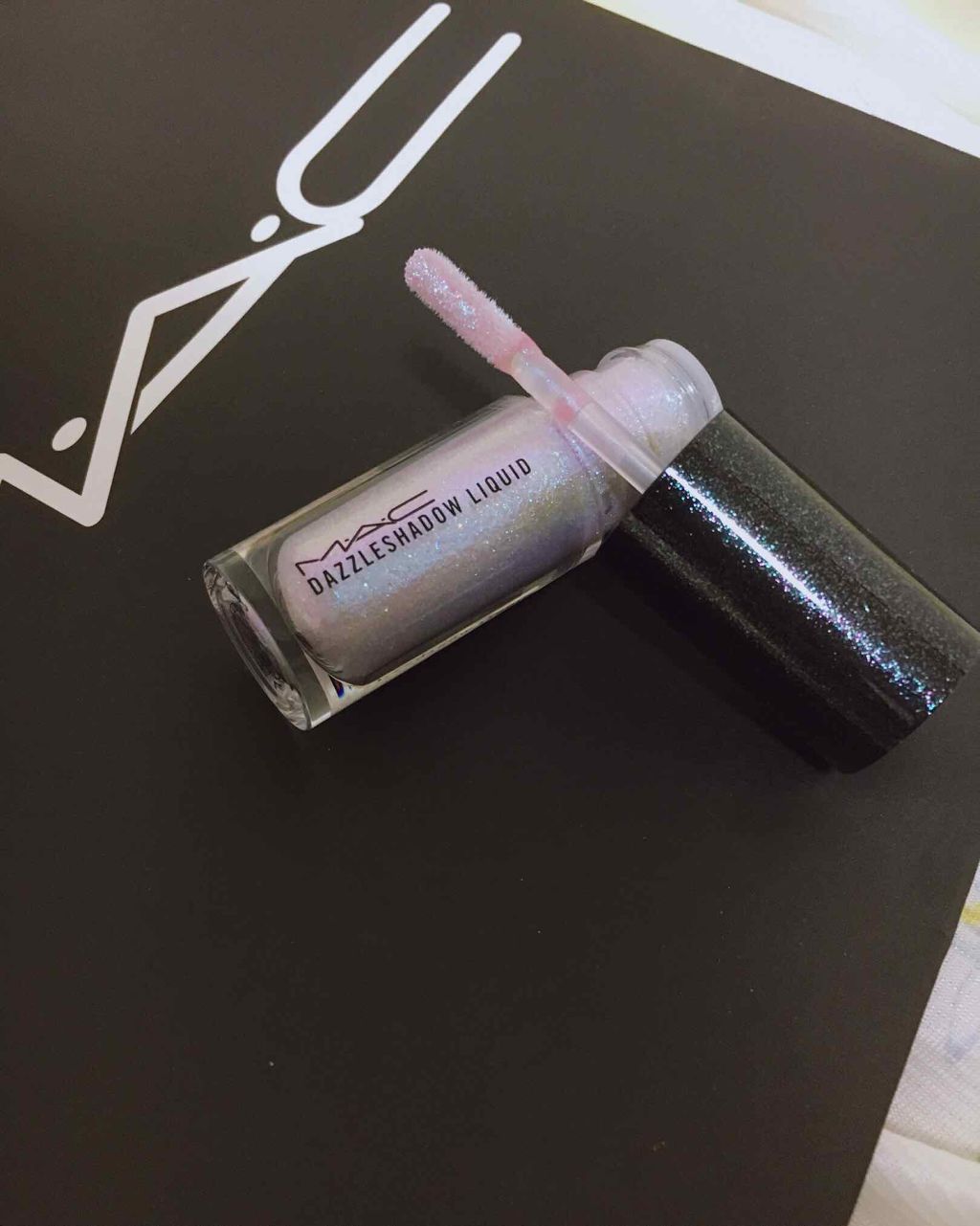 ダズルシャドウ リキッド/M・A・C/リキッドアイシャドウを使ったクチコミ（1枚目）