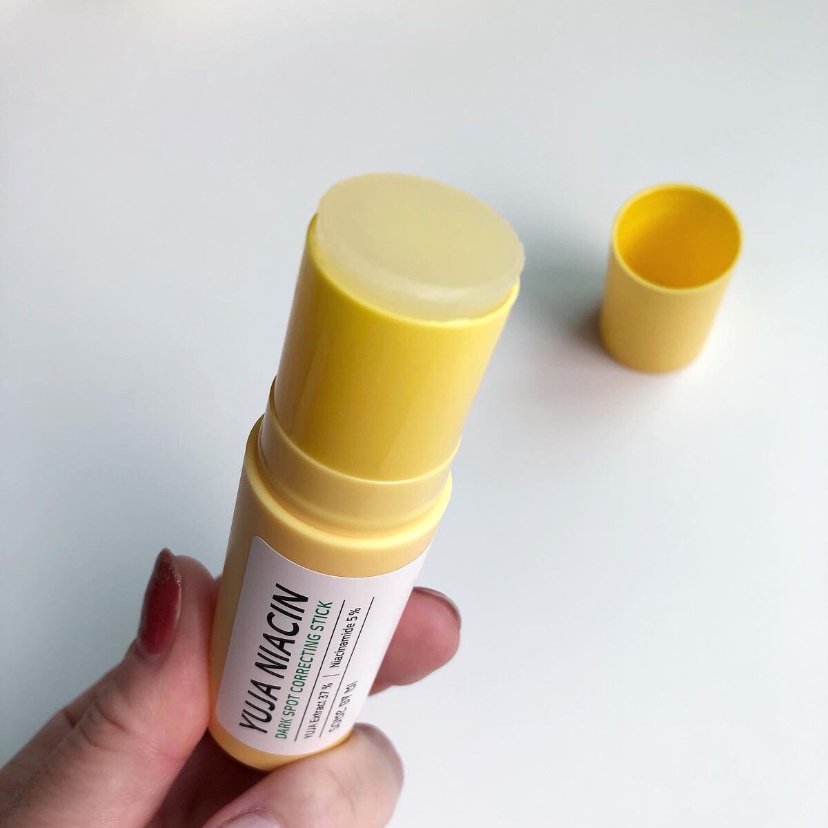 ゆずナイアシンダークスポットコレックティングスティック/SOME BY MI/美容液を使ったクチコミ(3枚目)