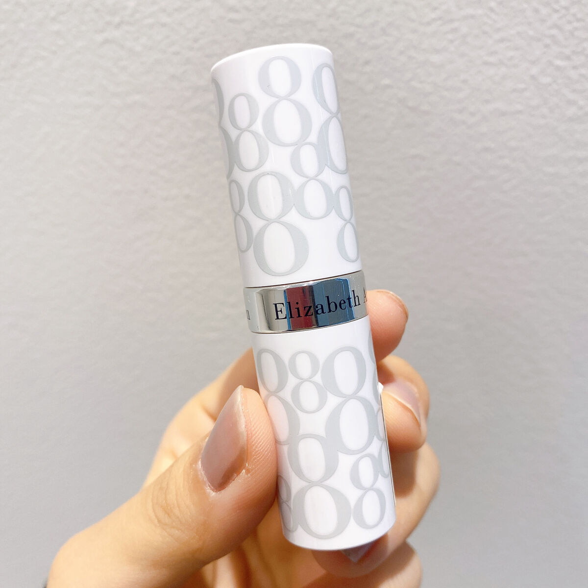 エイトアワー リップスティック/エリザベス アーデン(海外)/リップクリームを使ったクチコミ（2枚目）