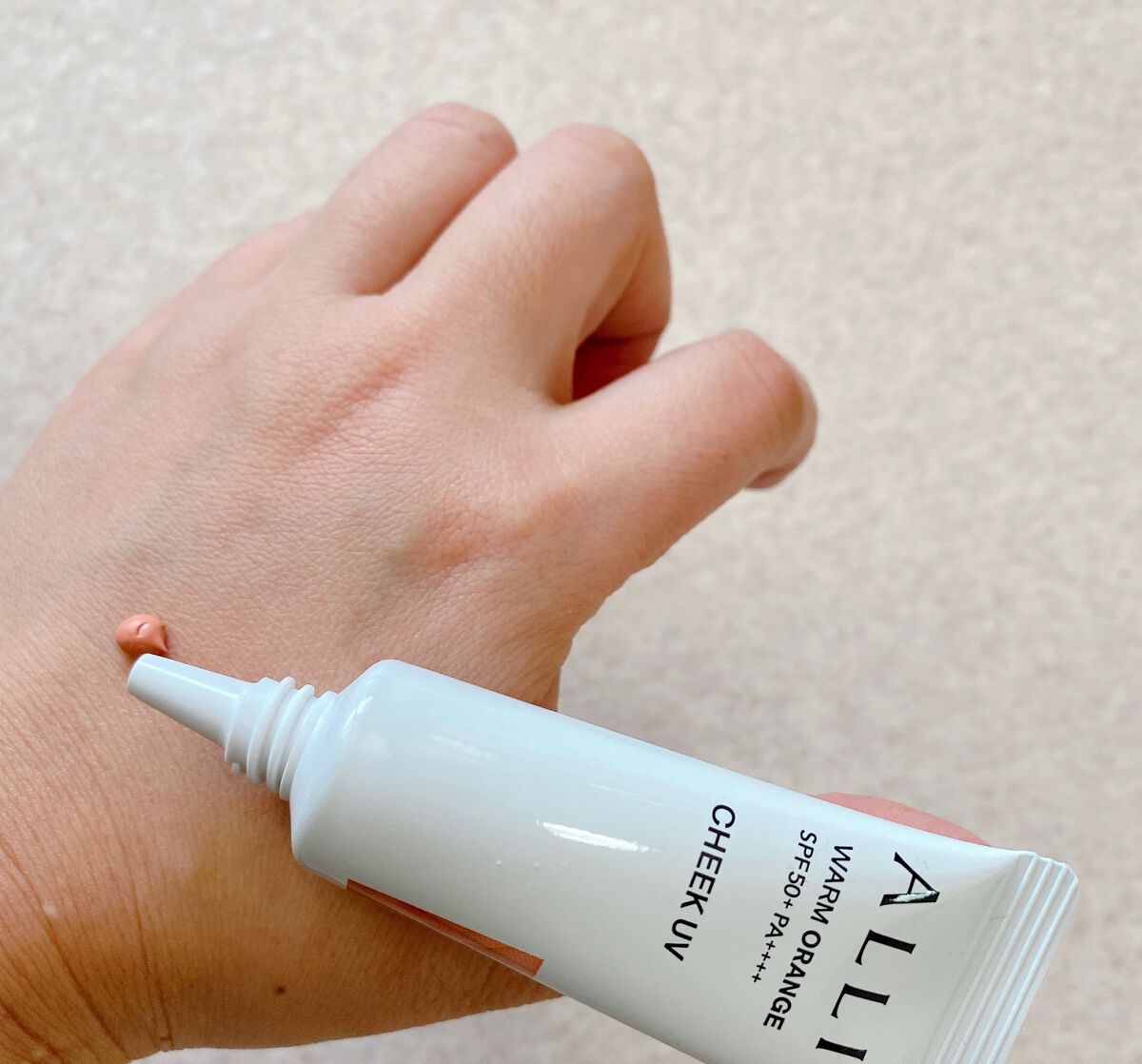 クロノビューティ カラーオンUV/アリィー/日焼け止めクリームを使ったクチコミ（1枚目）