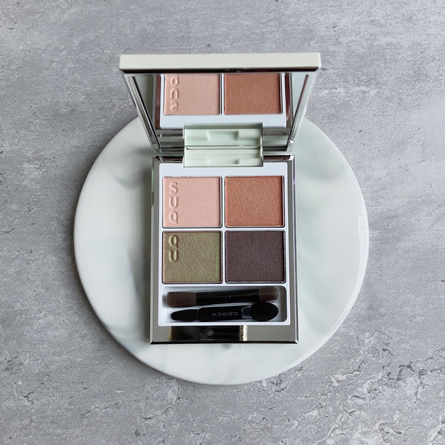 シグニチャー カラー アイズ/SUQQU/アイシャドウパレットを使ったクチコミ（2枚目）