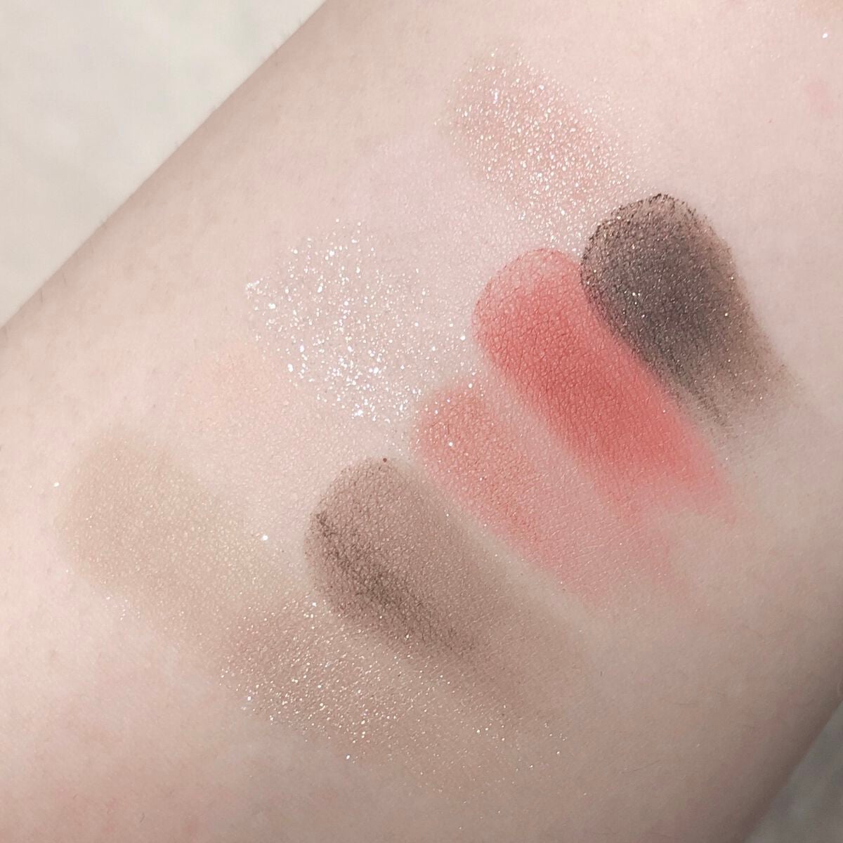 ニューデップスアイシャドウパレット/hince/アイシャドウパレットを使ったクチコミ(3枚目)