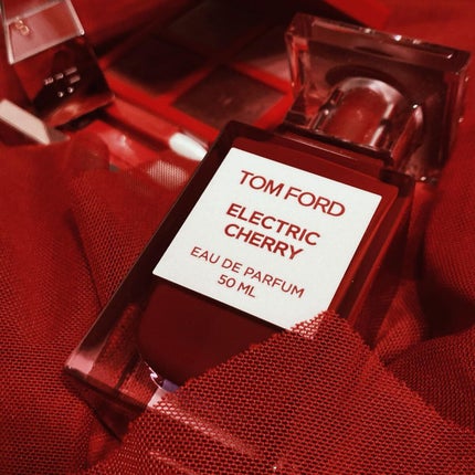 エレクトリック チェリー オード パルファム スプレィ/TOM FORD BEAUTY/香水(レディース)を使ったクチコミ(1枚目)
