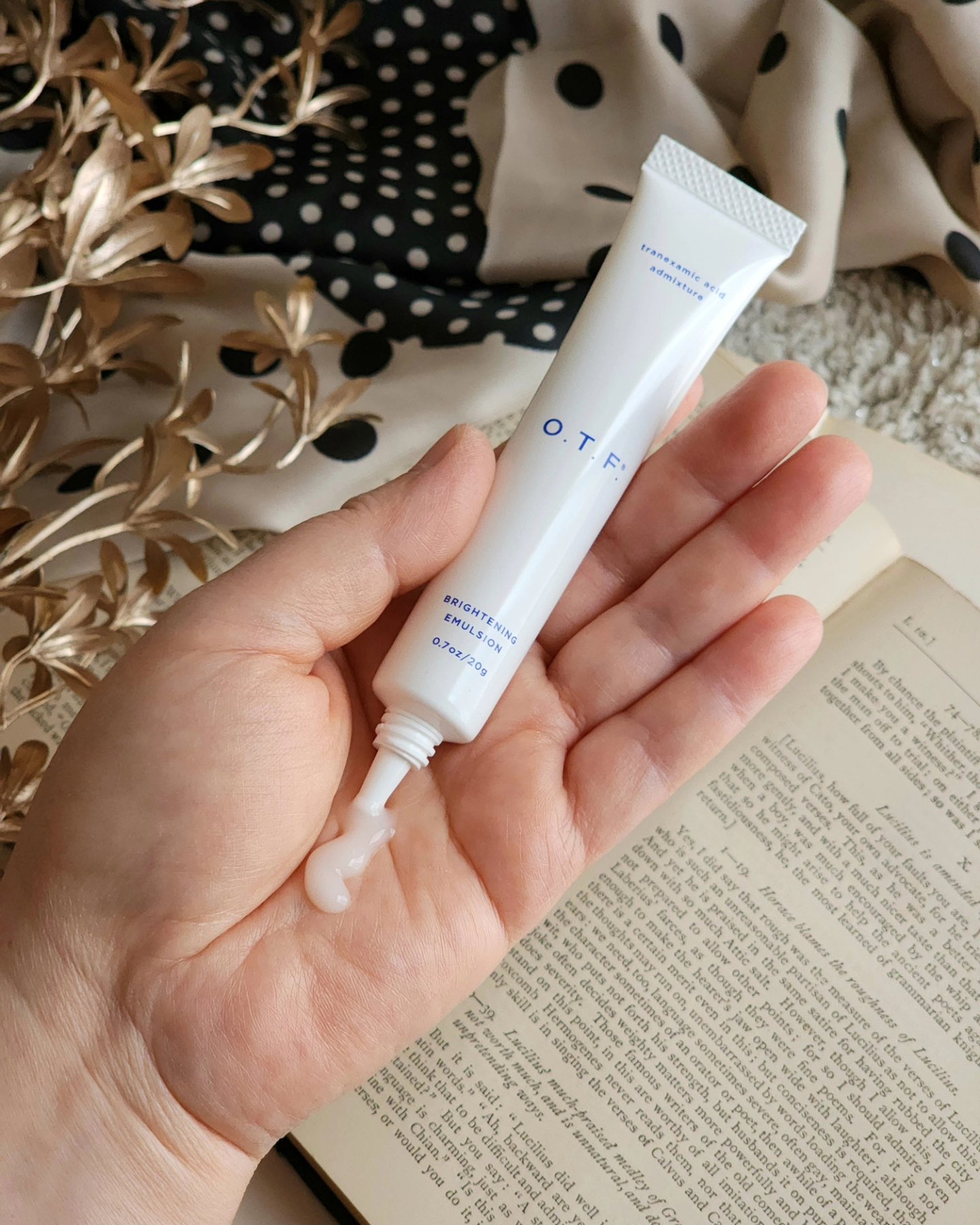 薬用ホワイトニングエマルジョンTA/O.T.F./乳液を使ったクチコミ（2枚目）