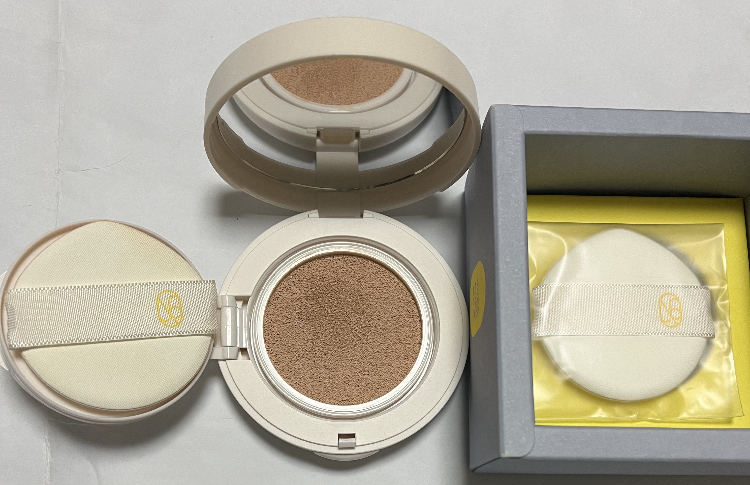 ヌーディステディクッション/SUREBASE/クッションファンデーションを使ったクチコミ（2枚目）