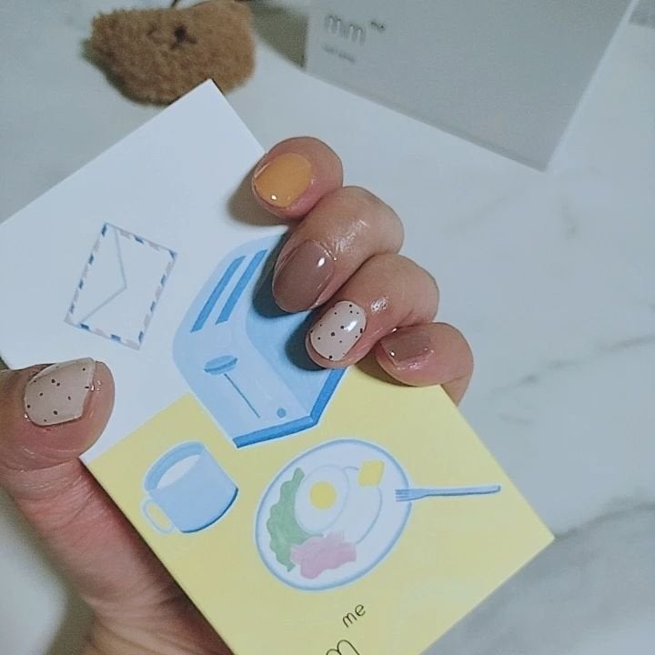 シンデレラネイル(切らなくていいジェルネイルシール)/mmme/ネイルシールを使ったクチコミ(5枚目)