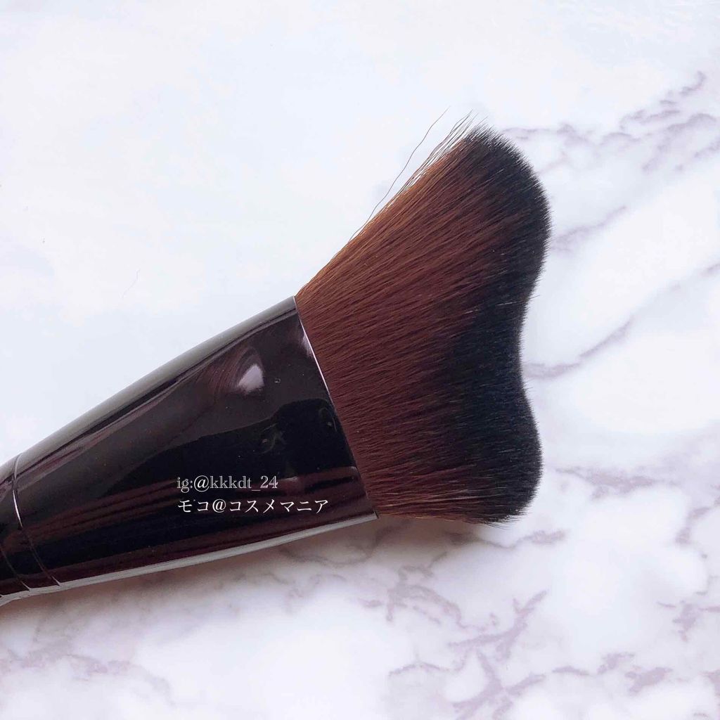 グロウパウダー ブラシ/ローラ メルシエ/メイクブラシを使ったクチコミ(2枚目)