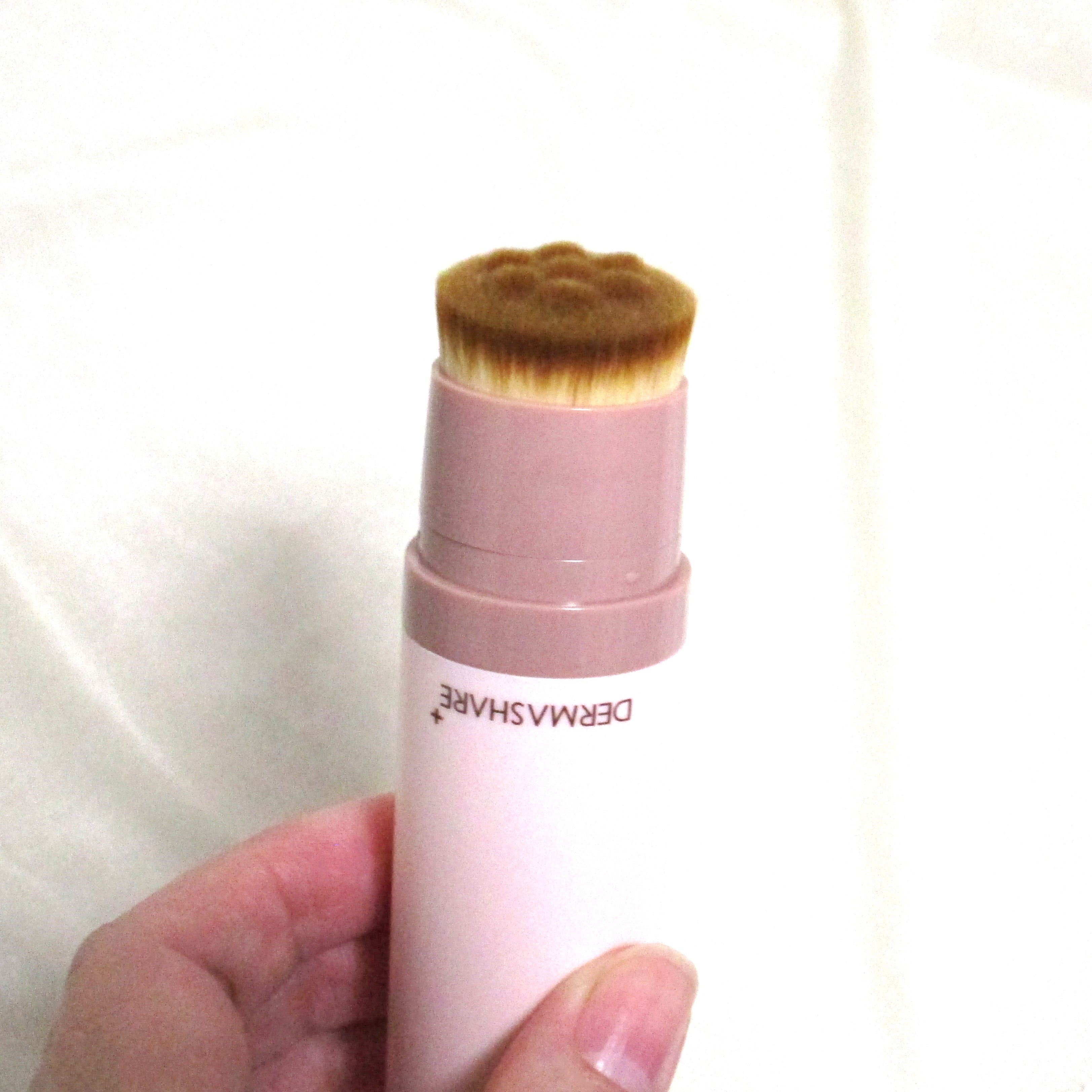 ヴィーガンナチュラルカバースティックファンデーション/DERMASHARE/その他ファンデーションを使ったクチコミ（3枚目）