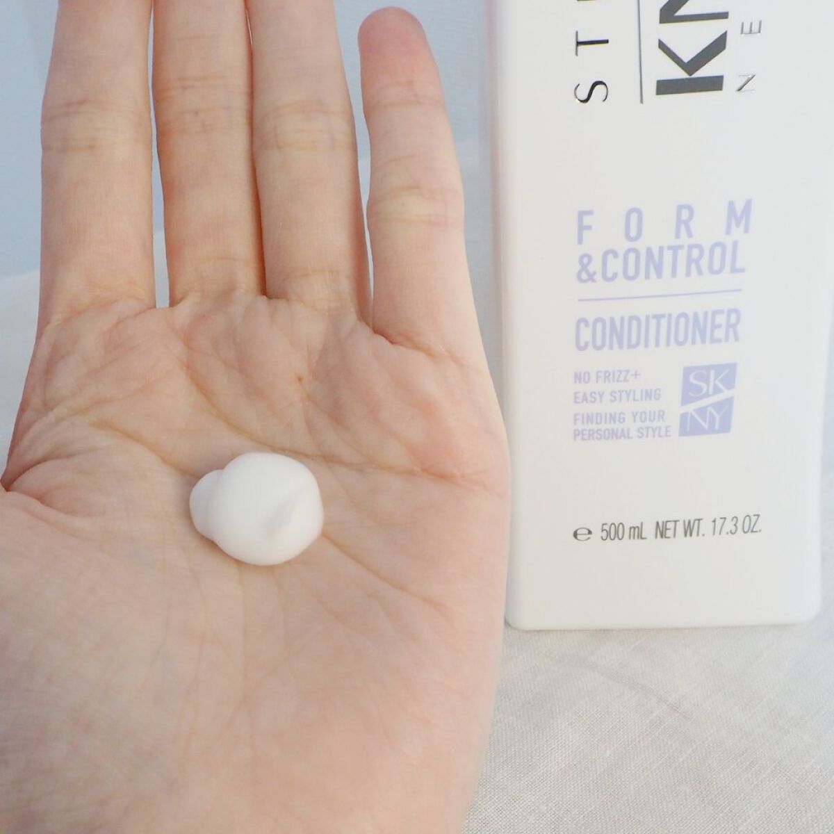 フォルムコントロール ヘアオイル Ｗ/スティーブンノル ニューヨーク/ヘアオイルを使ったクチコミ（3枚目）