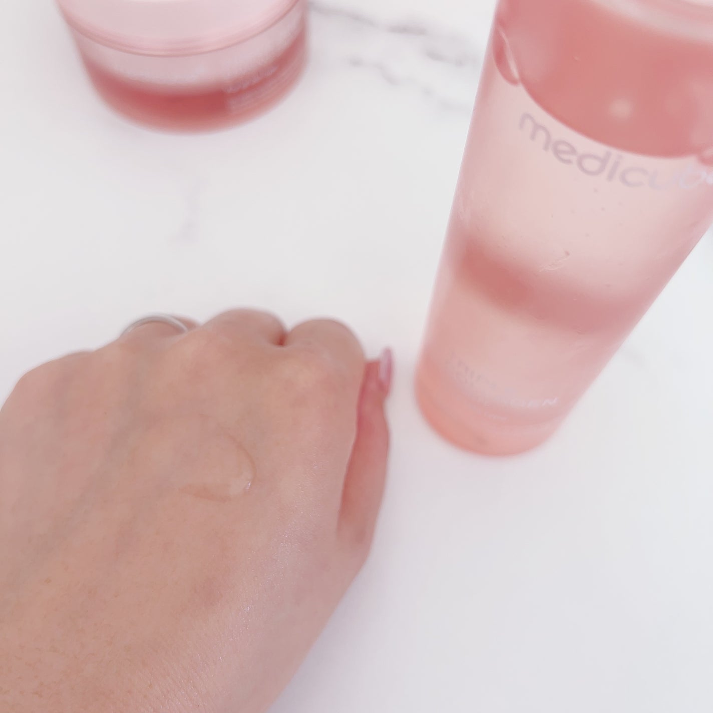 もち肌コラーゲンセラム3.0/MEDICUBE/美容液を使ったクチコミ(3枚目)