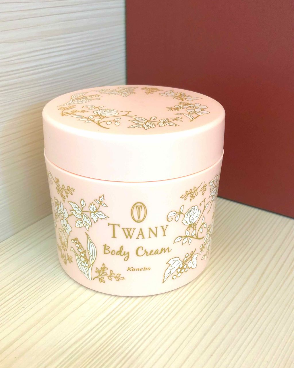 ボディクリーム(フラワーガーデン)/TWANY/ボディクリームを使ったクチコミ（1枚目）