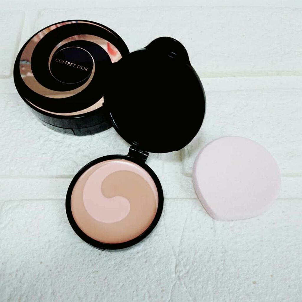 モイスチャーロゼファンデーションUV/コフレドール/クリーム・エマルジョンファンデーションを使ったクチコミ(2枚目)