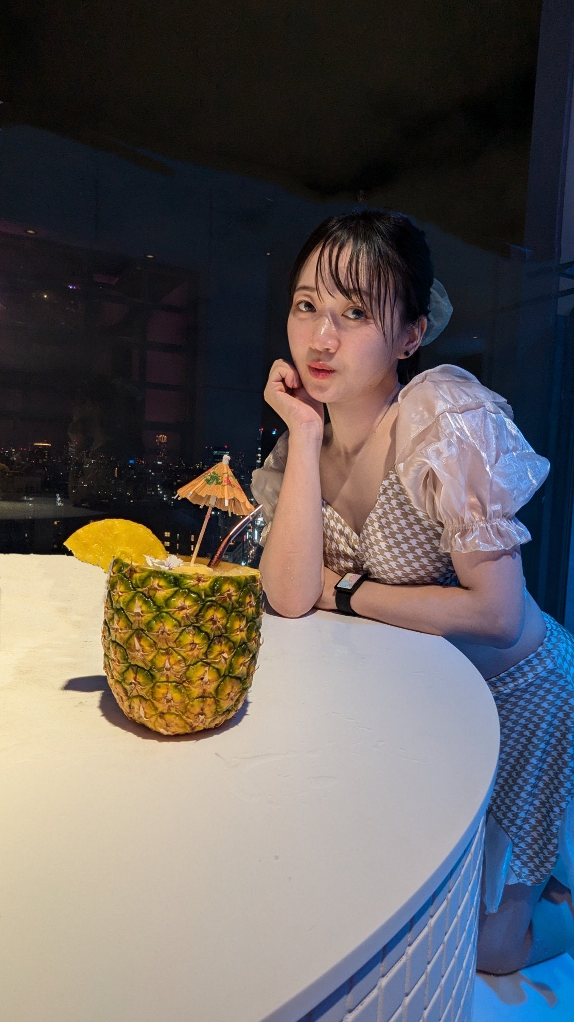 なむそむ on LIPS 「🌃✨念願の!ナイトプールぅ!💕前から気になってた、渋谷のMIY..」(4枚目)