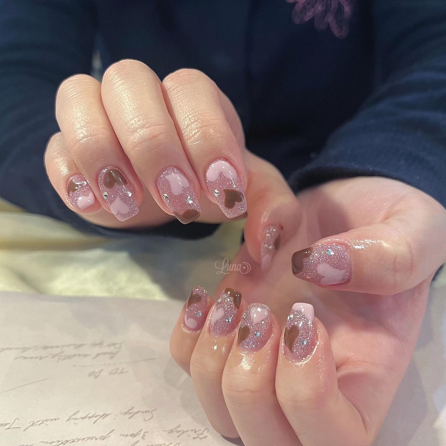 Iuna. Mizuki on LIPS 「.お持ち込みdesign参考に🤎💞✨#nail#nailsta..」(1枚目)