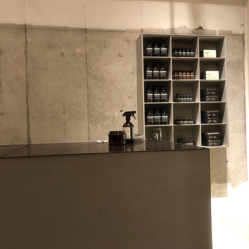 アンドラム アロマティック ハンドバーム/Aesop/ハンドクリームを使ったクチコミ（2枚目）