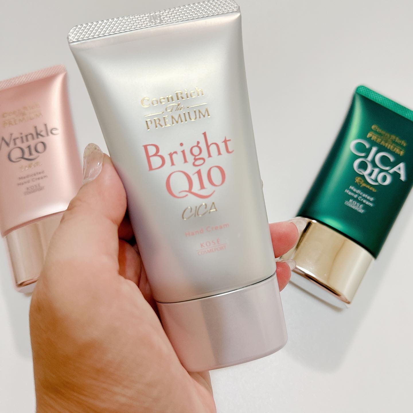 コエンリッチ ザ プレミアム ライトアップ モイストガード ハンドクリーム/コエンリッチQ10/ハンドクリームを使ったクチコミ（3枚目）