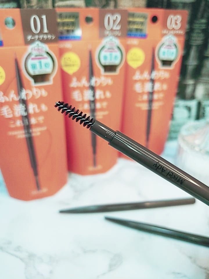 パウダリーアイブロウペンシル スリム/ミゼルエディ/アイブロウペンシルを使ったクチコミ(3枚目)