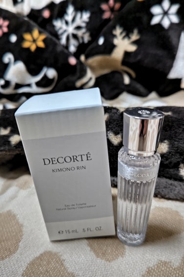 濃厚な香りで重たく感じないもの。を探して…
#DECORTÉ
#キモノ リン オードトワレ15ml

気に入った香り❣️
冬に合う見た目も好き😍✨🎄✨

🧡2024自分へのご褒美💞のつもりで購入🤭


