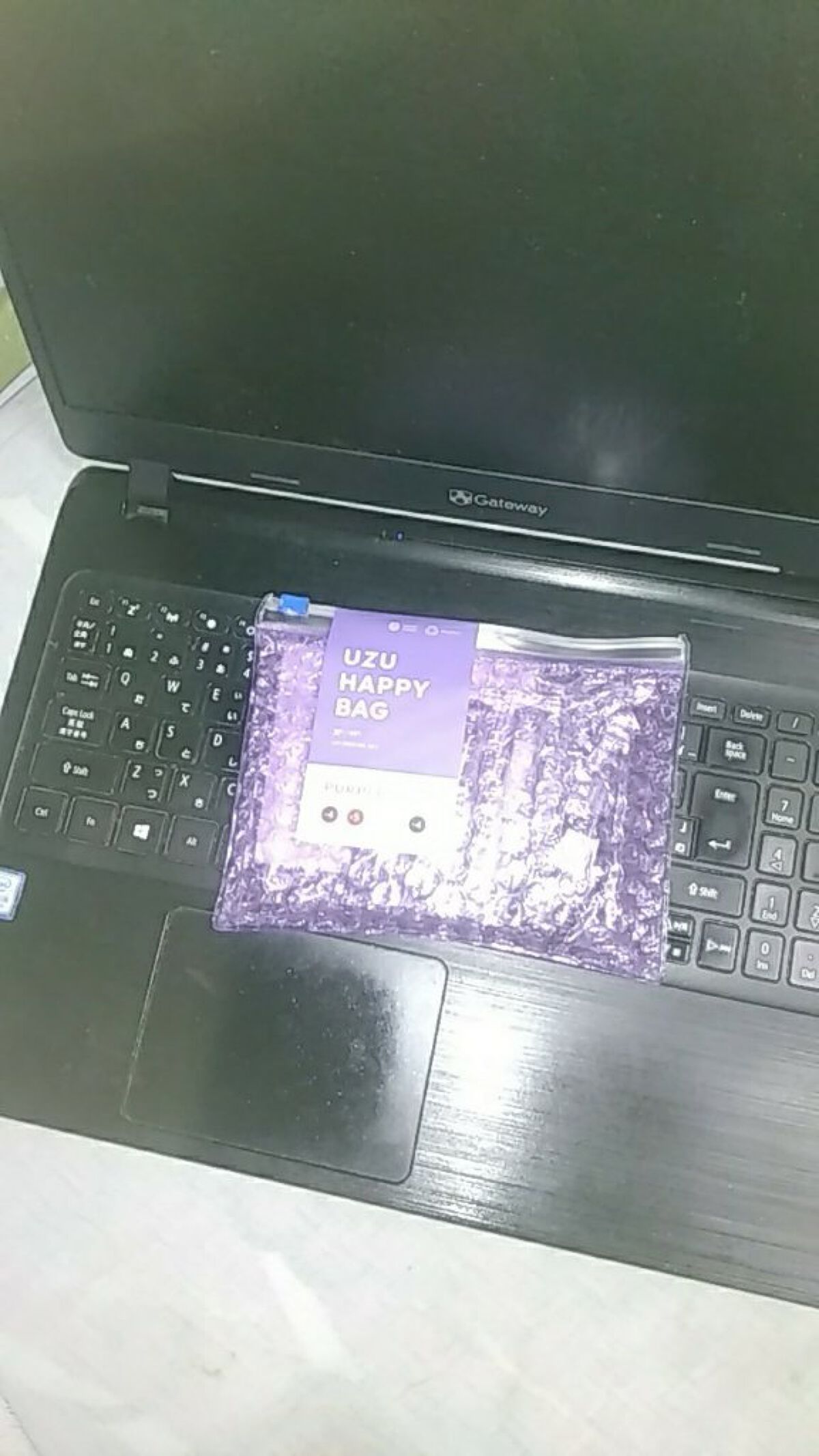 38°C / 99°F リップトリートメント (リップ美容液)/UZU BY FLOWFUSHI/リップケアを使ったクチコミ(2枚目)