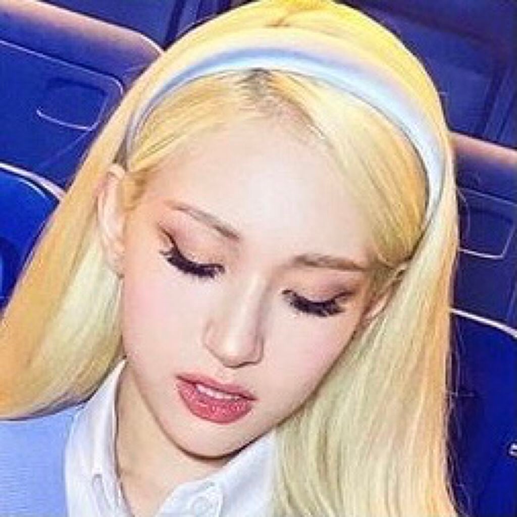 めろちゃん🍈フォロバ100㌫ on LIPS 「ソミちゃんが使っているマスカラそれは!ヒロインメイクの「ボリュ..」(3枚目)