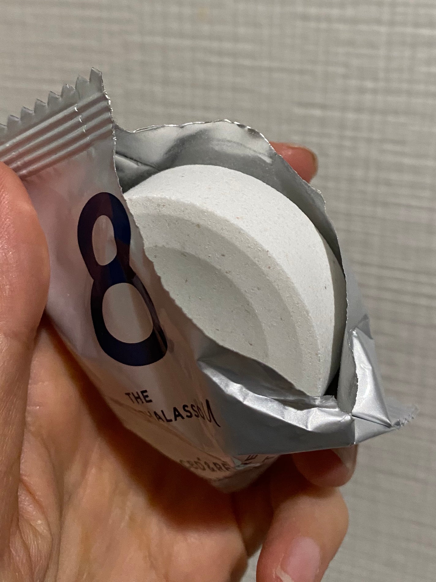 エイトザタラソ ユー CBD&リトリート バブルスパ タブレット入浴料 ディープ/エイトザタラソ/炭酸系入浴剤を使ったクチコミ(3枚目)