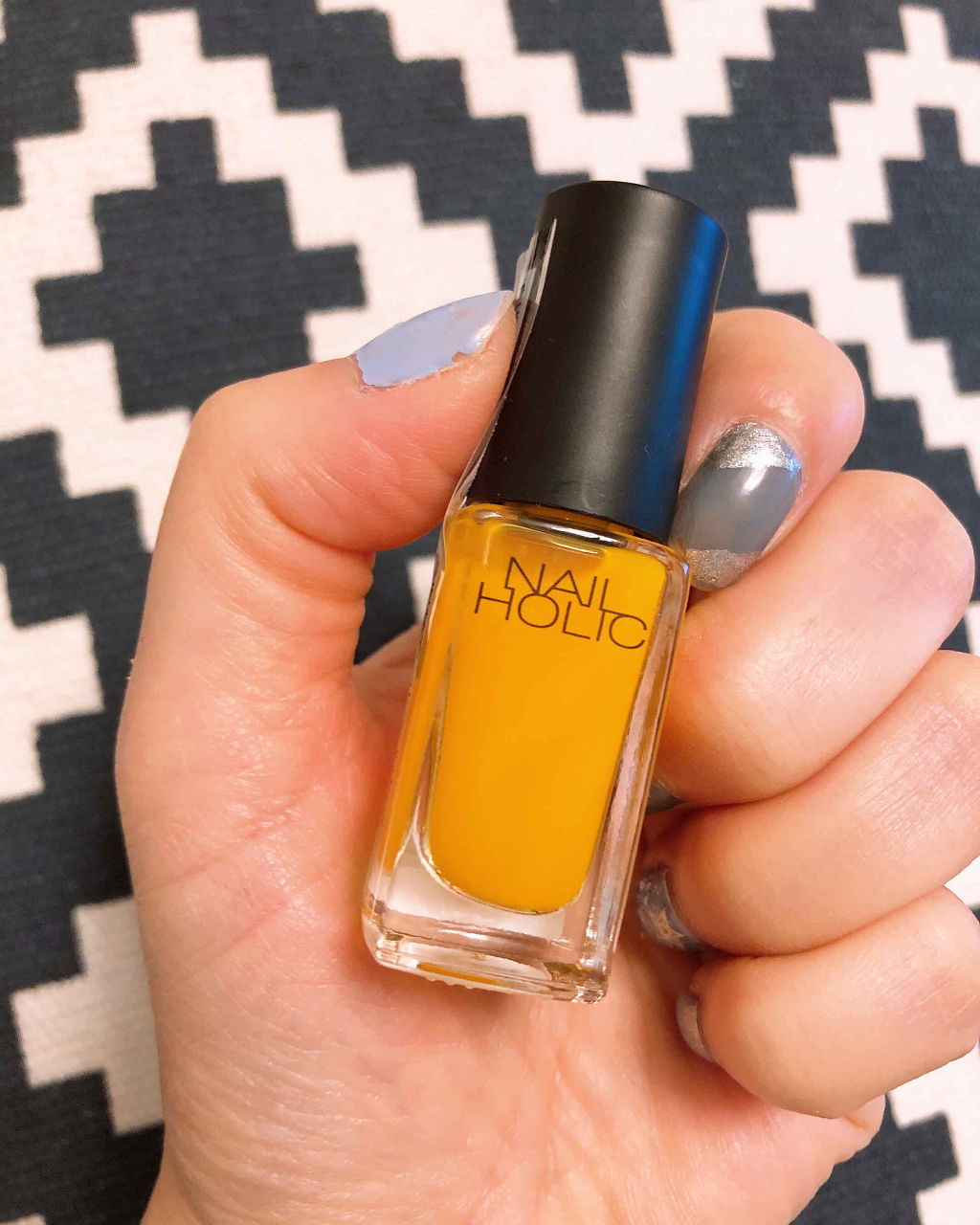 ネイルホリック Juicy color YE503/ネイルホリック/マニキュアを使ったクチコミ（1枚目）