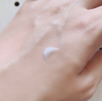 アイキュット マッサージャークリーム/AGARISM/アイケア・アイクリームを使ったクチコミ(5枚目)