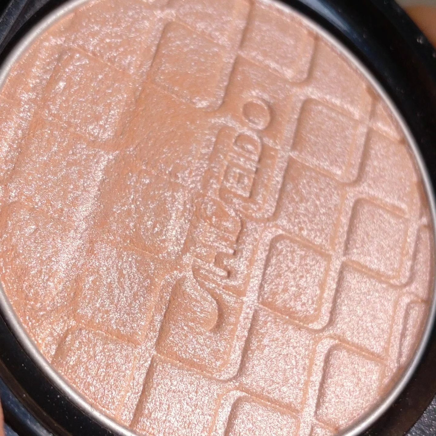 オーラデュウ プリズム イルミネーター/SHISEIDOザ・メーキャップ/プレストパウダーを使ったクチコミ(4枚目)