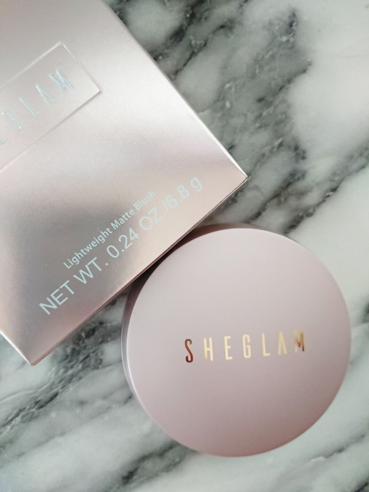 ライトウェイト マットチーク/SHEGLAM/パウダーチークを使ったクチコミ（2枚目）