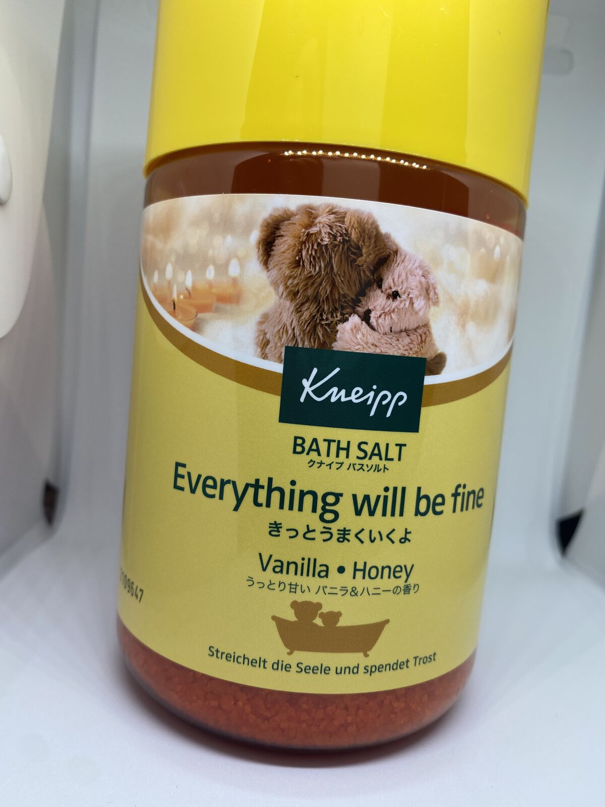 クナイプ バスソルト バニラ＆ハニーの香り 850g【旧】/クナイプ/無機塩系入浴剤を使ったクチコミ（2枚目）