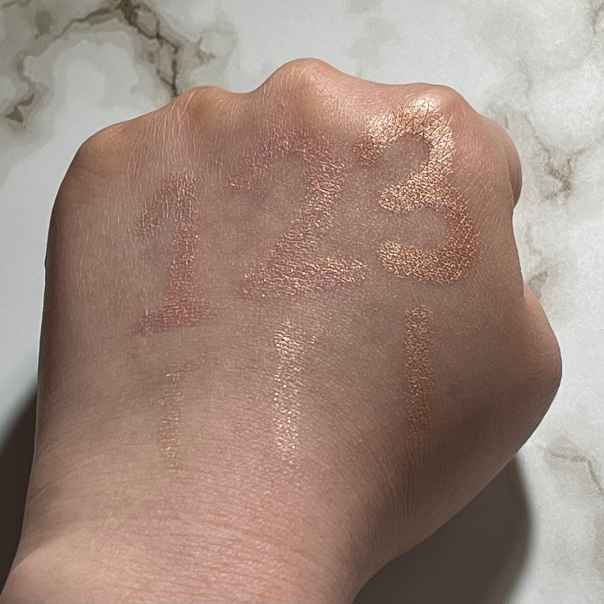 ウォンジョンヨ メタルシャワーペンシル/Wonjungyo/スティックアイシャドウを使ったクチコミ(5枚目)