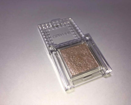 シングルカラーアイシャドウ/CEZANNE/単色アイシャドウを使ったクチコミ(2枚目)