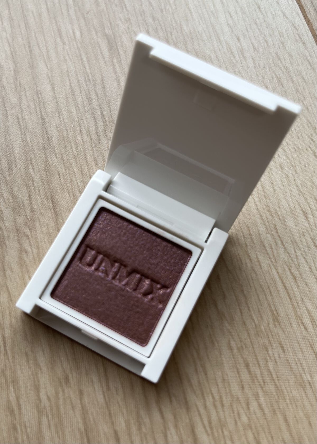 アイリッドニュアンス/UNMIX/単色アイシャドウを使ったクチコミ（2枚目）