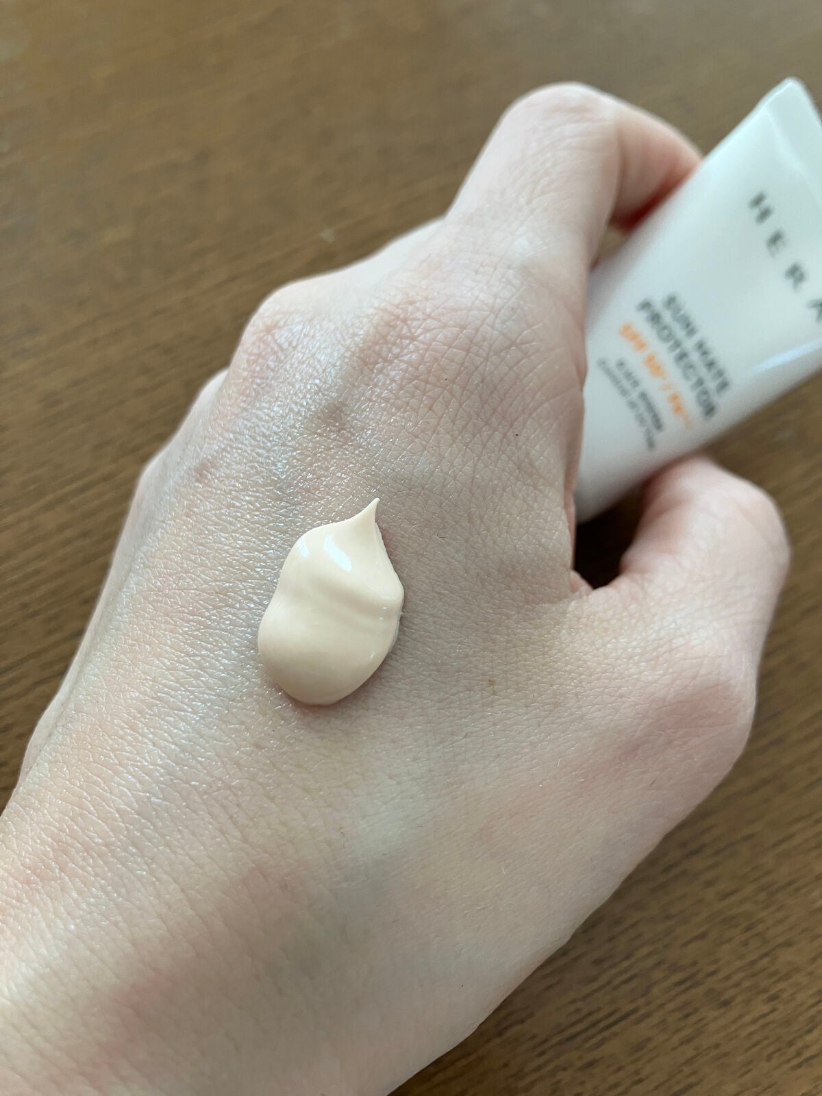 サンメートプロテクター/HERA/日焼け止め・UVケアを使ったクチコミ(3枚目)