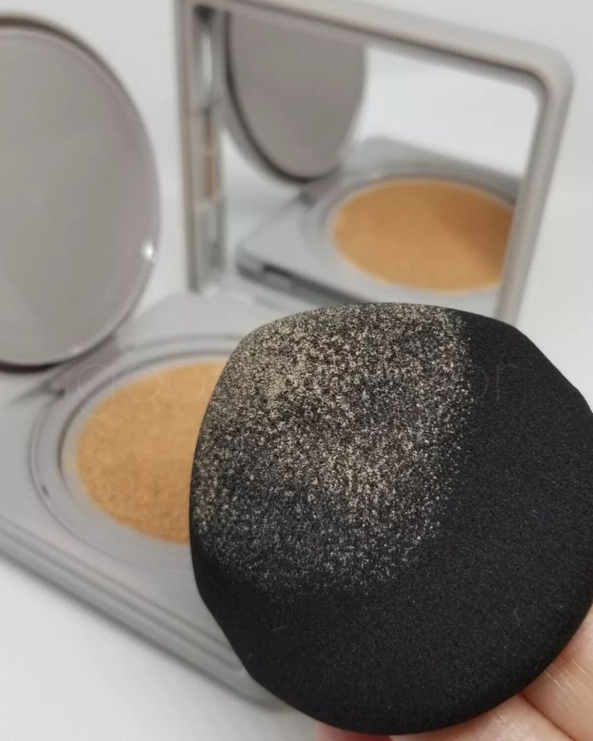 ブライトアップスキンファンデーション/UUUNI/クッションファンデーションを使ったクチコミ(4枚目)