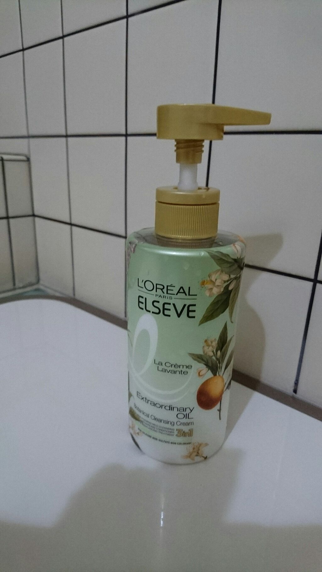 エクストラオーディナリー オイル ラ クレム ラヴォン クレンジング クリーム ボタニカル/ロレアル パリ/市販シャンプーを使ったクチコミ（1枚目）