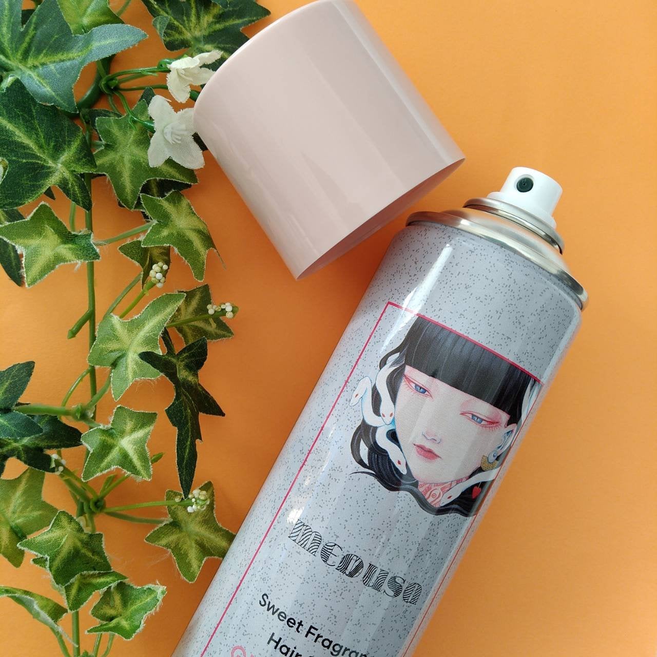 スウィートフレグランスヘアスプレー グラッシーグロス/メドゥーサ/ヘアスプレーを使ったクチコミ(2枚目)