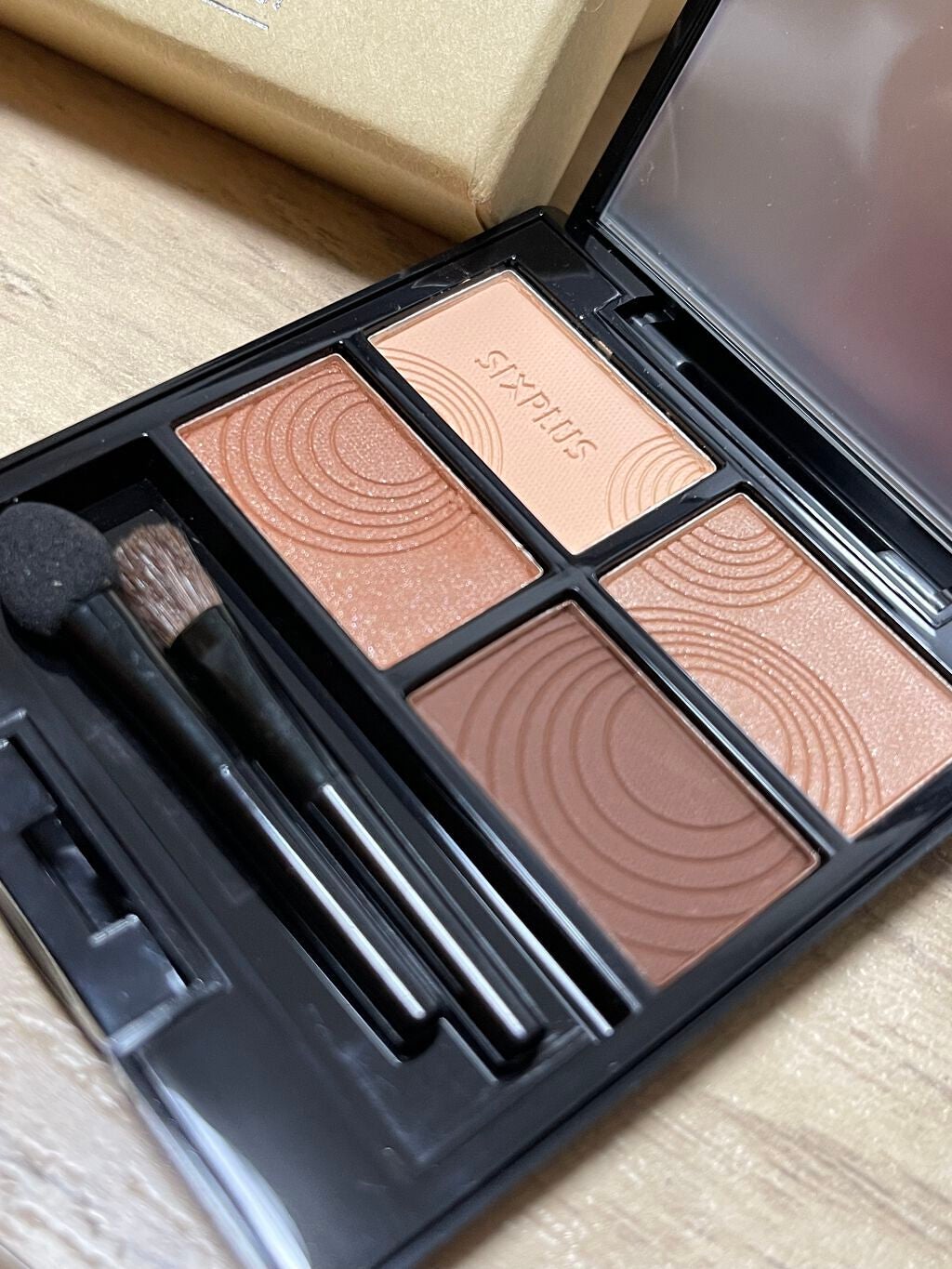 SIXPLUS 4色アイシャドウ/SIXPLUS/アイシャドウパレットを使ったクチコミ(2枚目)